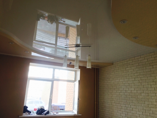 Многоуровневые натяжные потолки во Владивостоке