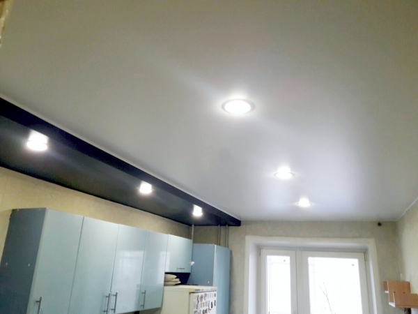 Многоуровневые натяжные потолки во Владивостоке