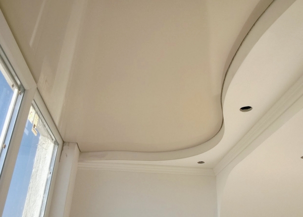 Многоуровневые натяжные потолки во Владивостоке